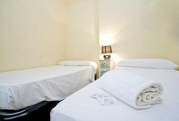 Accommodation Beach Apartments Valence Extérieur photo